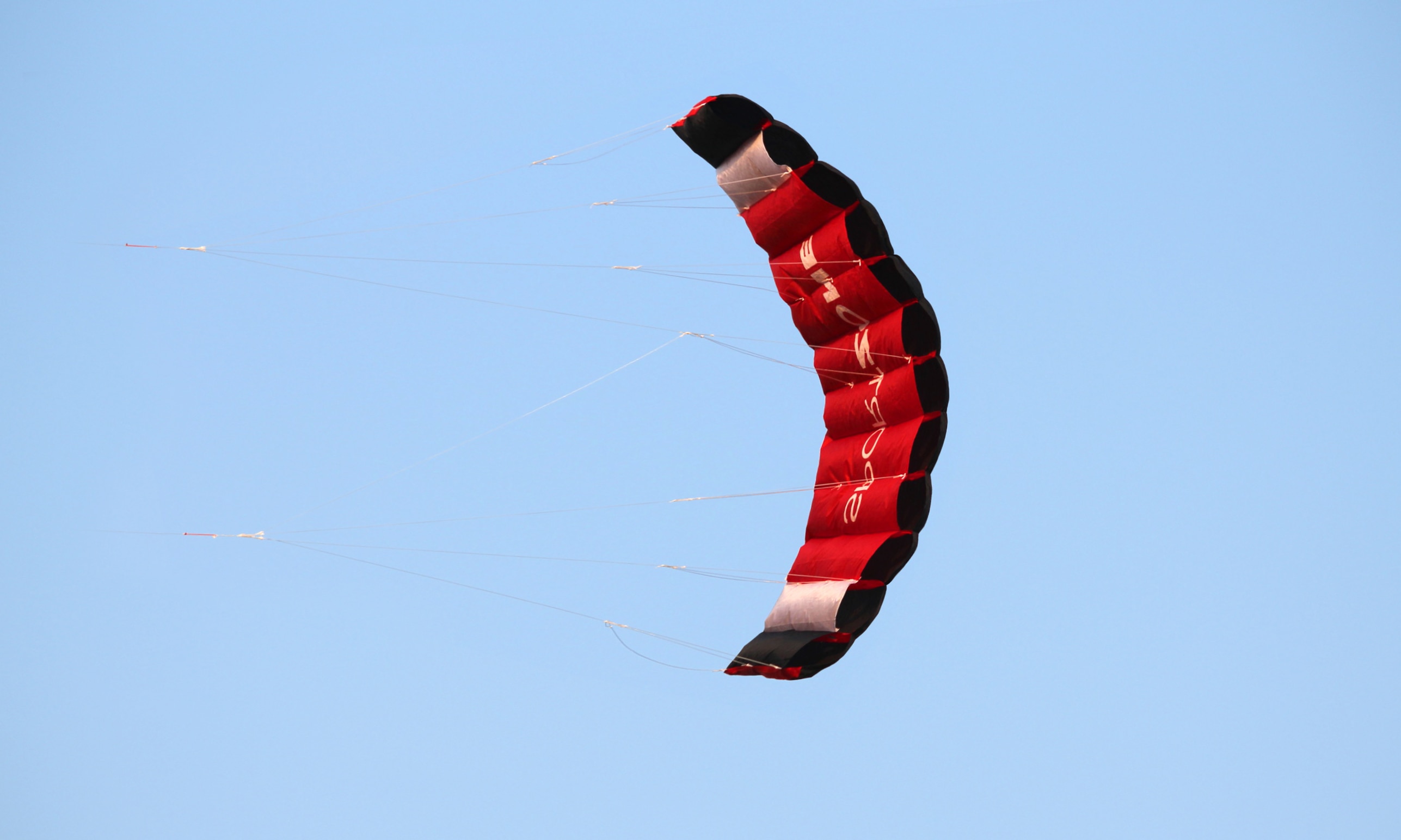 Kite Boarding 1.8m Dual Line Power Parafoil Kites - Perfect for Stunt Kite Enthusiasts