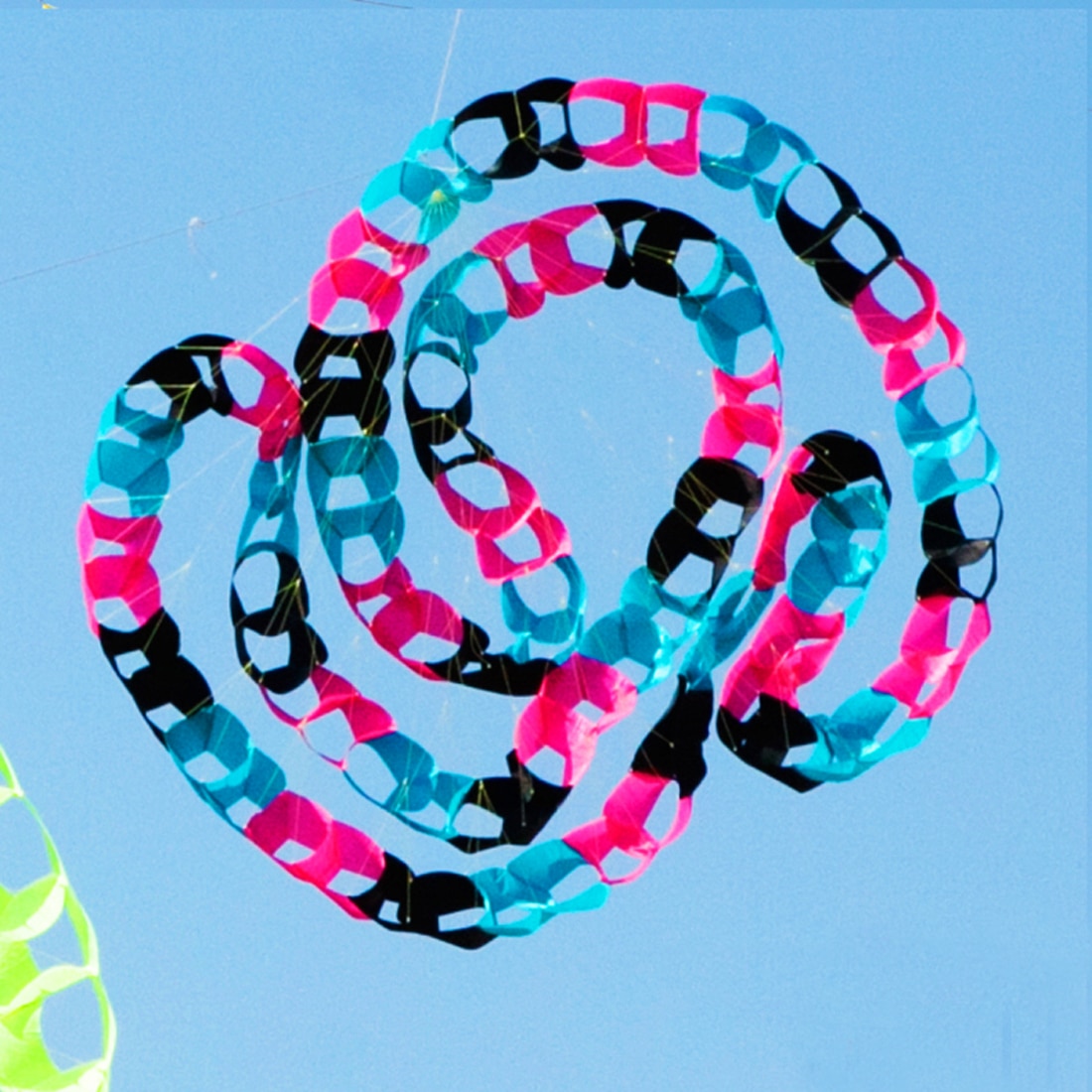 Outdoor Hanging Snake Kite Spinning Line Laundry, Soft Inflatable Design, Crafted from Premium 30D Ripstop Nylon Fabric, Includes Bag
