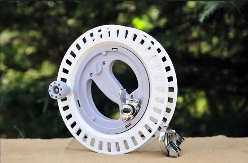 Professional Kite Reel - 27cm ABS Adults Kite Winder with Bracket Strap | Kevlar Fishing Line | Fly Kite with Ease - Ultimate Kite Flying Set